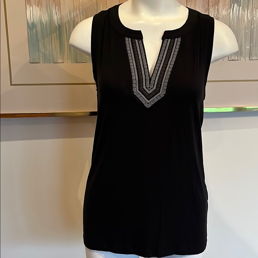 Banana Republic Sleeveless Top with Embroidered Appliqué Detail M